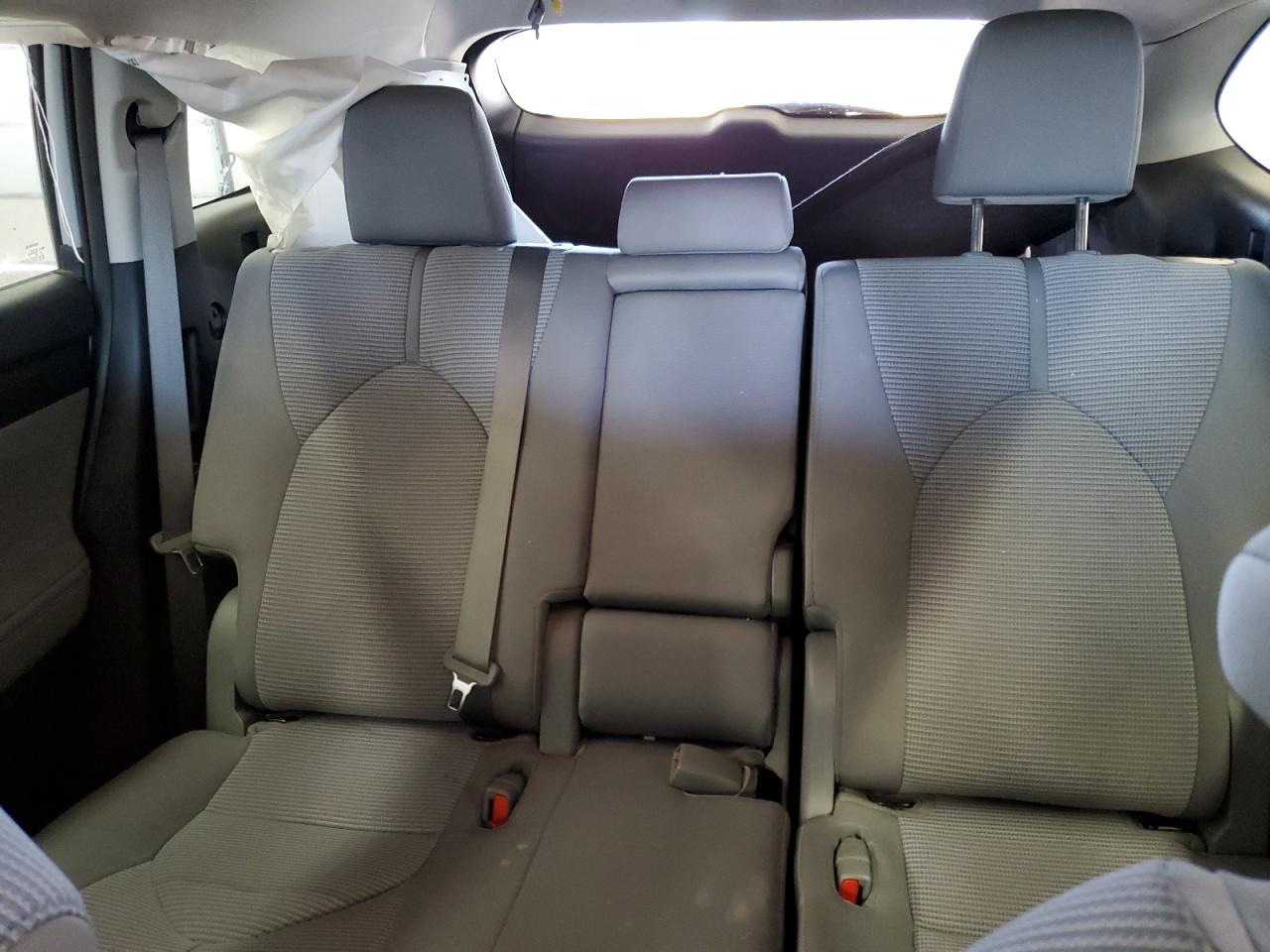 2022 Toyota Highlander L VIN: 5TDBZRBH9NS580990 Lot: 62736155