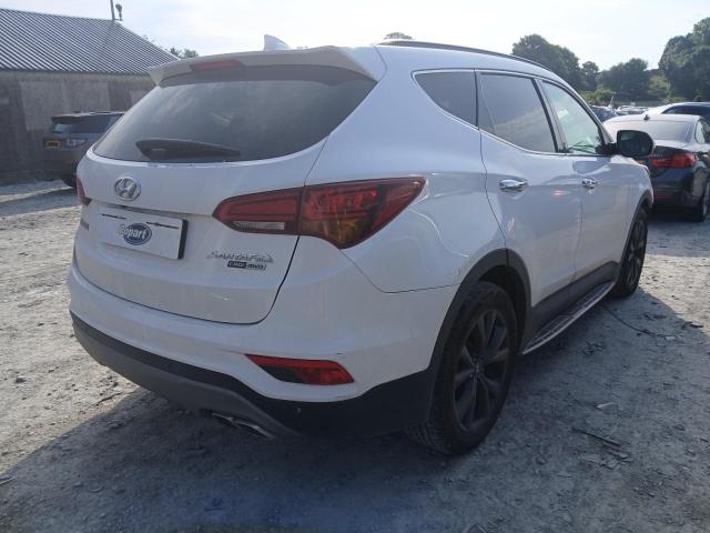 2017 HYUNDAI SANTA FE E