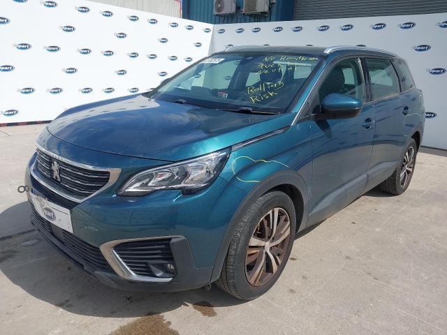 PEUGEOT 5008 ACTIV 2019