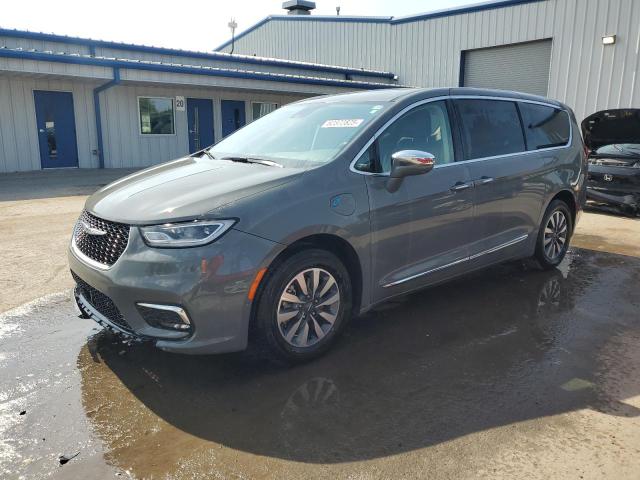 2022 Chrysler Pacifica Hybrid Limited
