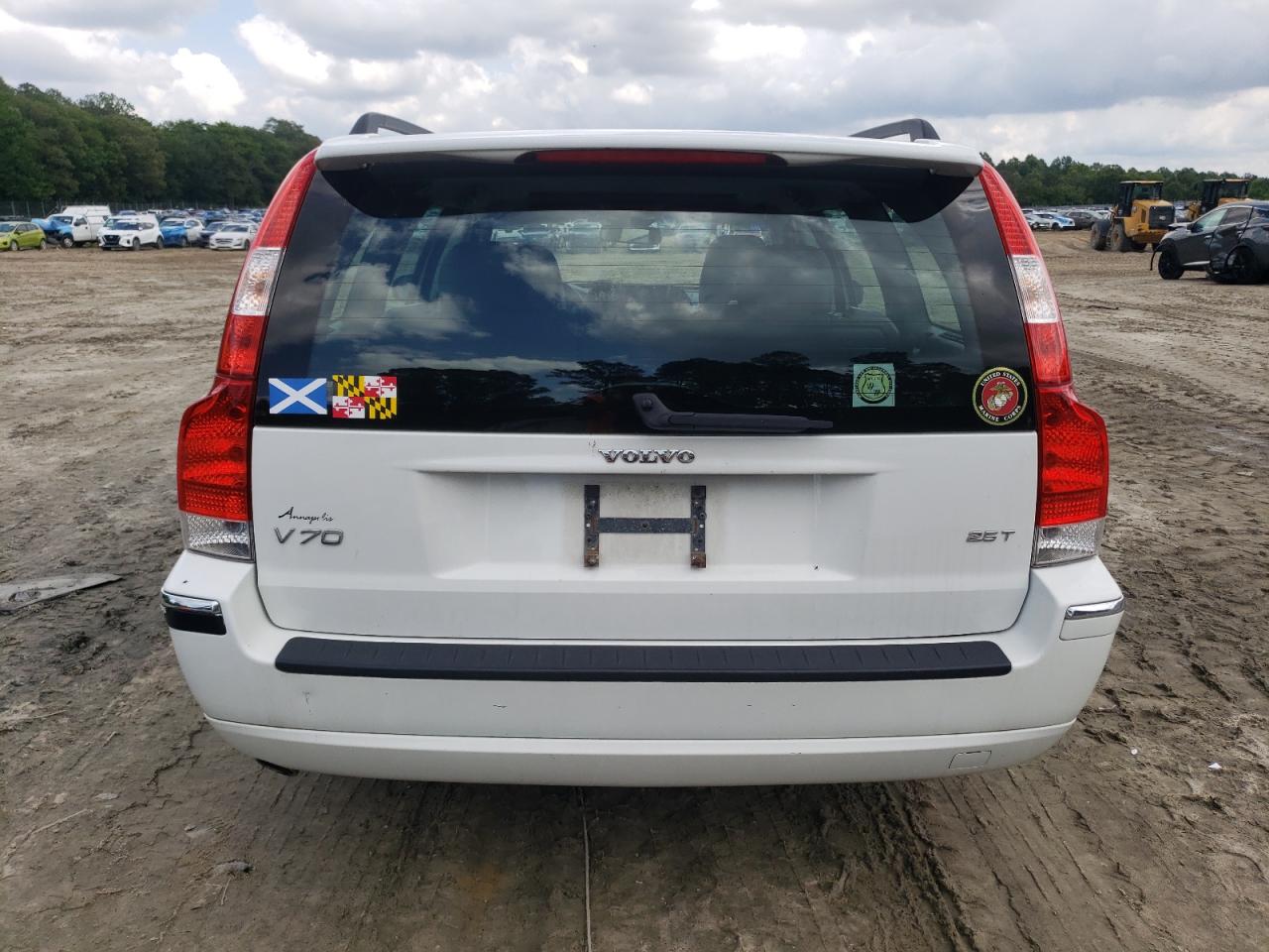 2007 Volvo V70 2.5T VIN: YV1SW592372664083 Lot: 59101675