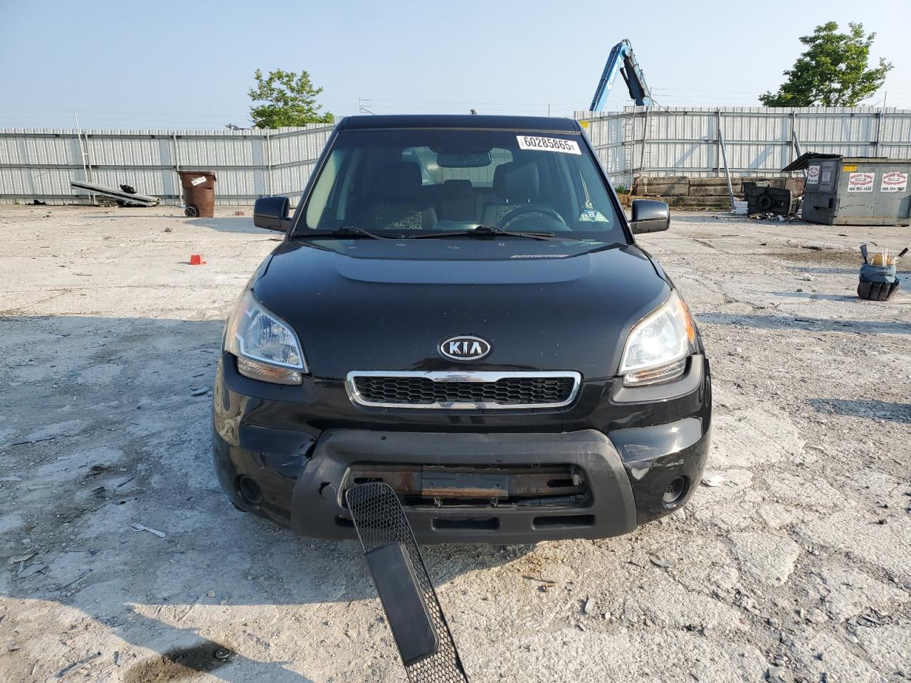 2011 Kia Soul + VIN: KNDJT2A29B7234896 Lot: 60285865