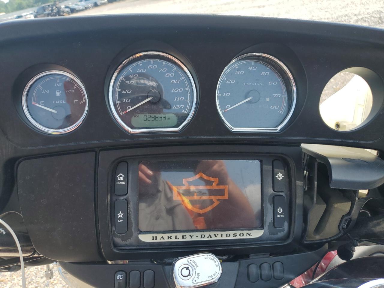 2016 Harley-Davidson Flhtcutg Tri Glide Ultra VIN: 1HD1MAL17GB857982 Lot: 62672685