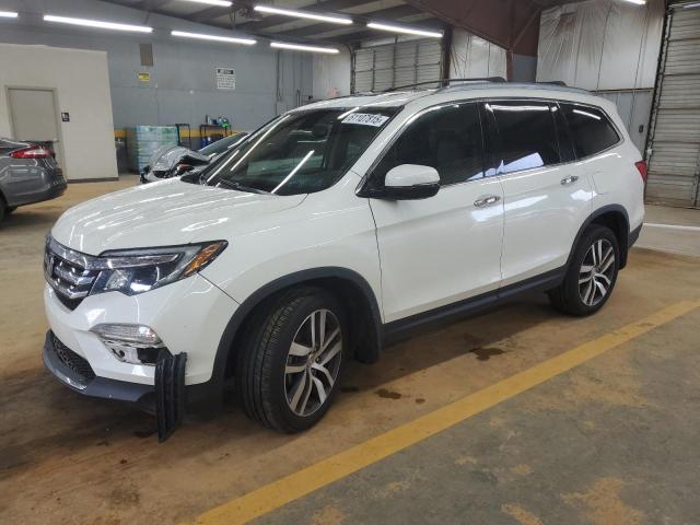  HONDA PILOT 2018 Белы