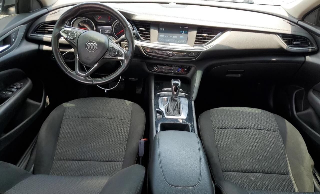 w04gl6sx6j1047459 W04GL6SX6J1047459 2018 Buick Regal Preferred
