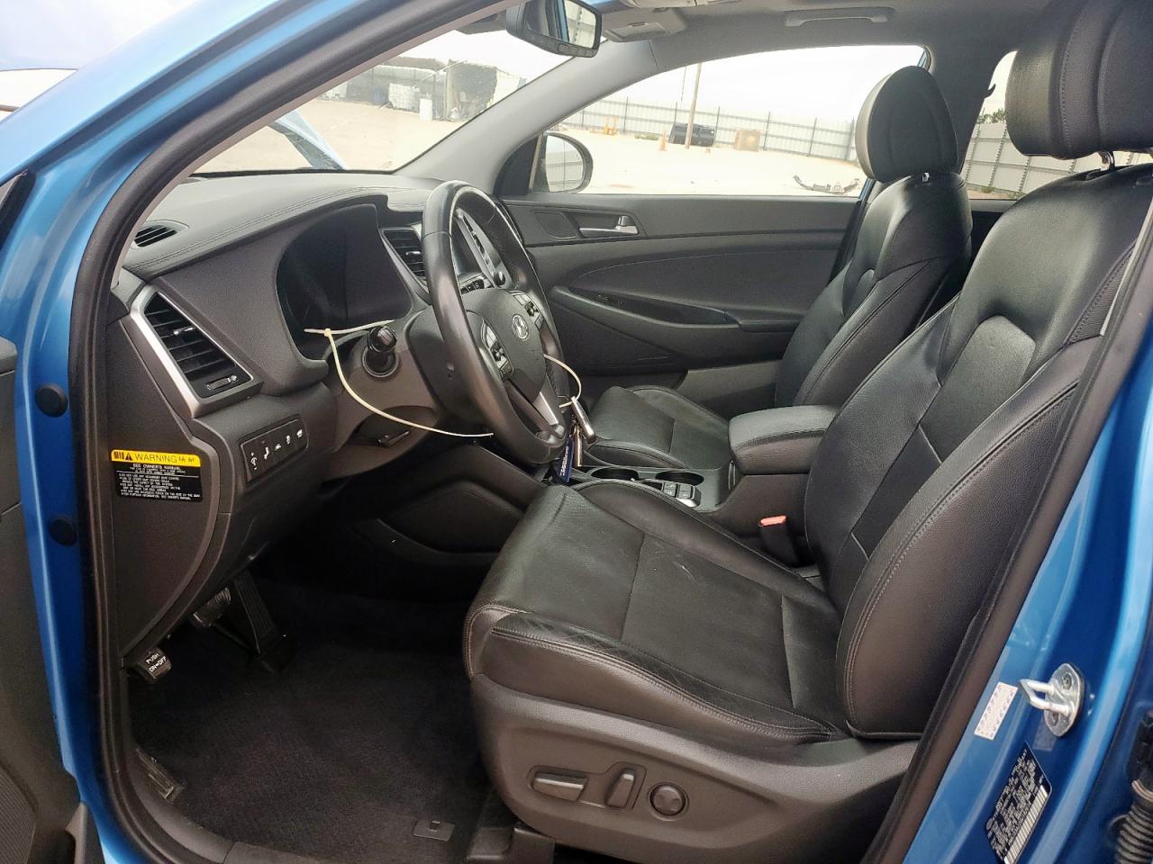 HYUNDAI TUCSON 2016 VIN KM8J33A22GU182618 фото 7