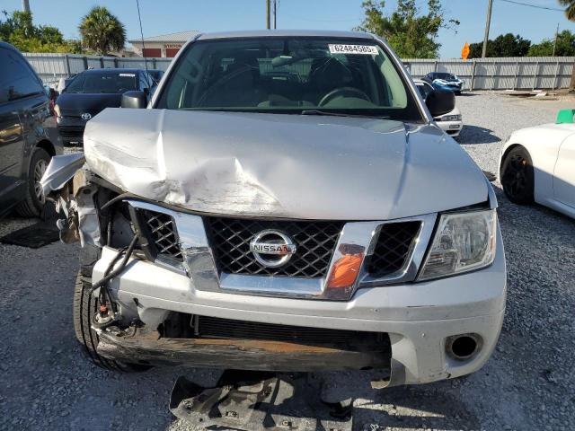  NISSAN FRONTIER 2019 Srebrny