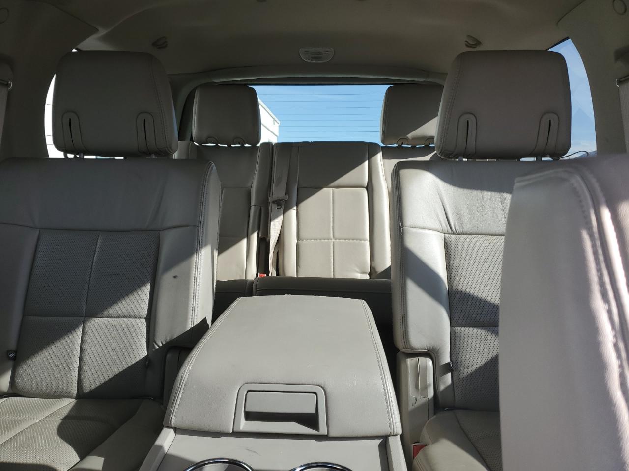2010 Lincoln Navigator VIN: 5LMJJ2J59AEJ05205 Lot: 61748255