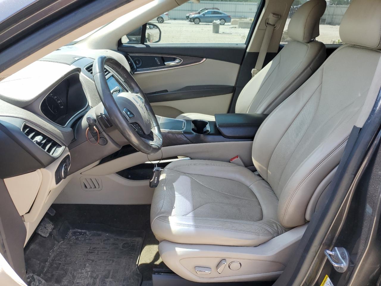 2017 Lincoln Mkx Reserve VIN: 2LMPJ8LPXHBL15627 Lot: 62421055