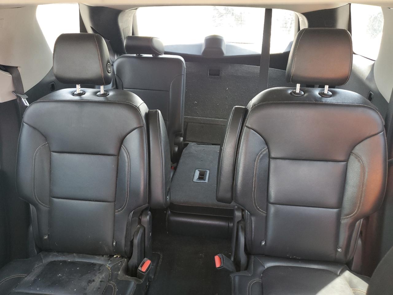 CHEVROLET TRAVERSE 2018 VIN 1GNEVHKW5JJ280248 фото 10
