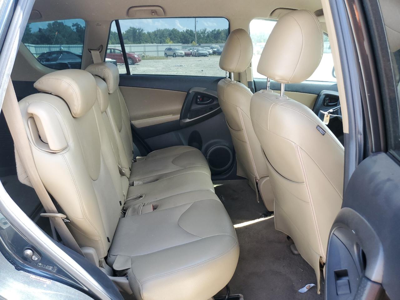 TOYOTA RAV4 2011 VIN 2T3ZF4DV5BW079134 photo 11