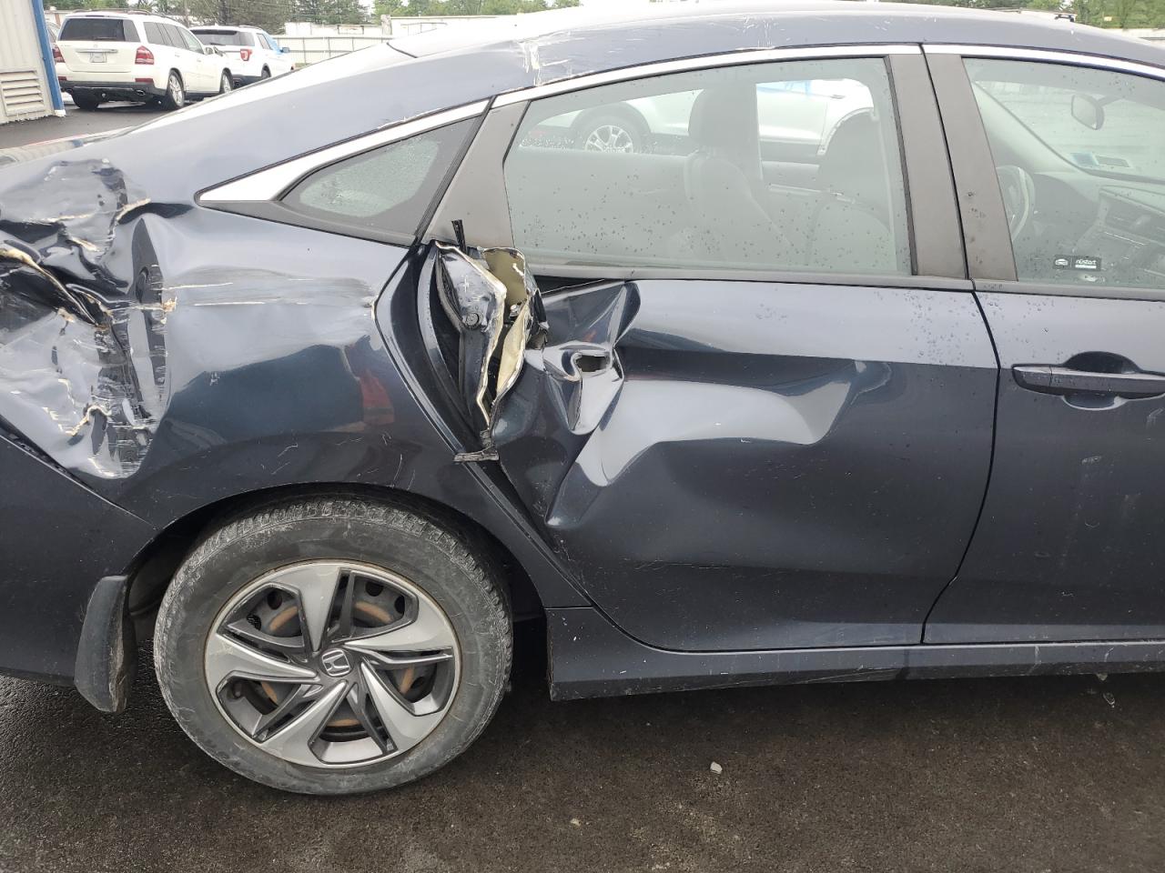 2019 Honda Civic Lx VIN: 2HGFC2F60KH586904 Lot: 60671355