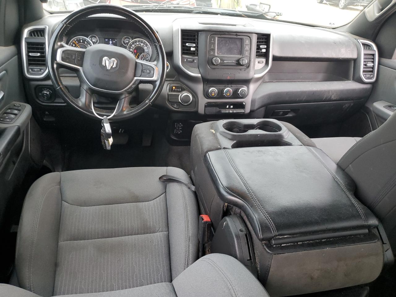RAM 1500 2022 VIN 1C6RREBGXNN197605 zdjęcie 8