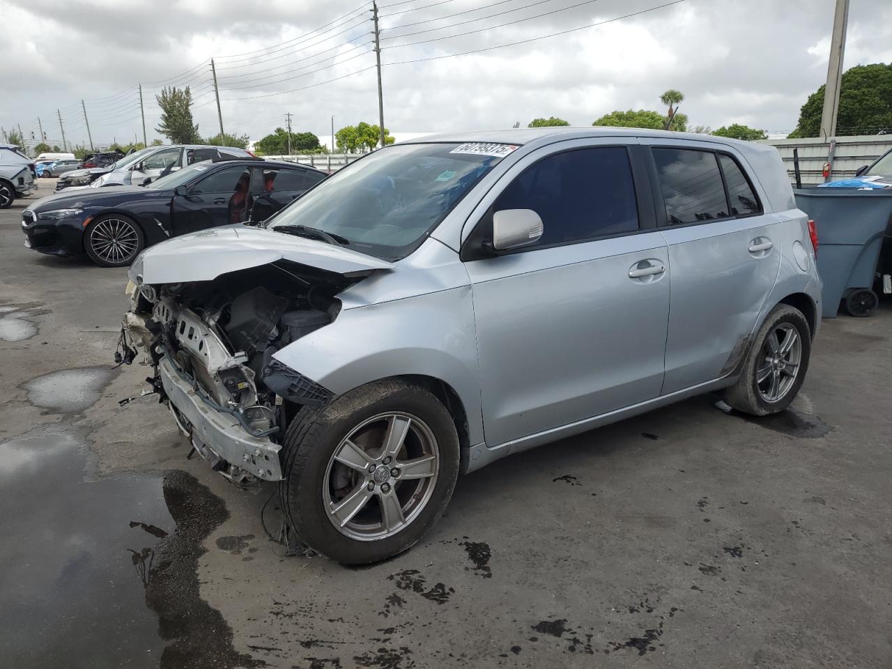 2008 Toyota Scion Xd    for Sale in Miami, FL - Front End