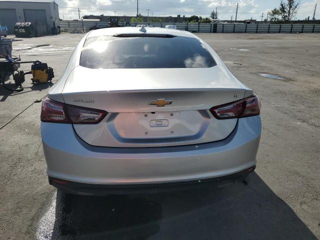  CHEVROLET MALIBU 2019 Серебристый