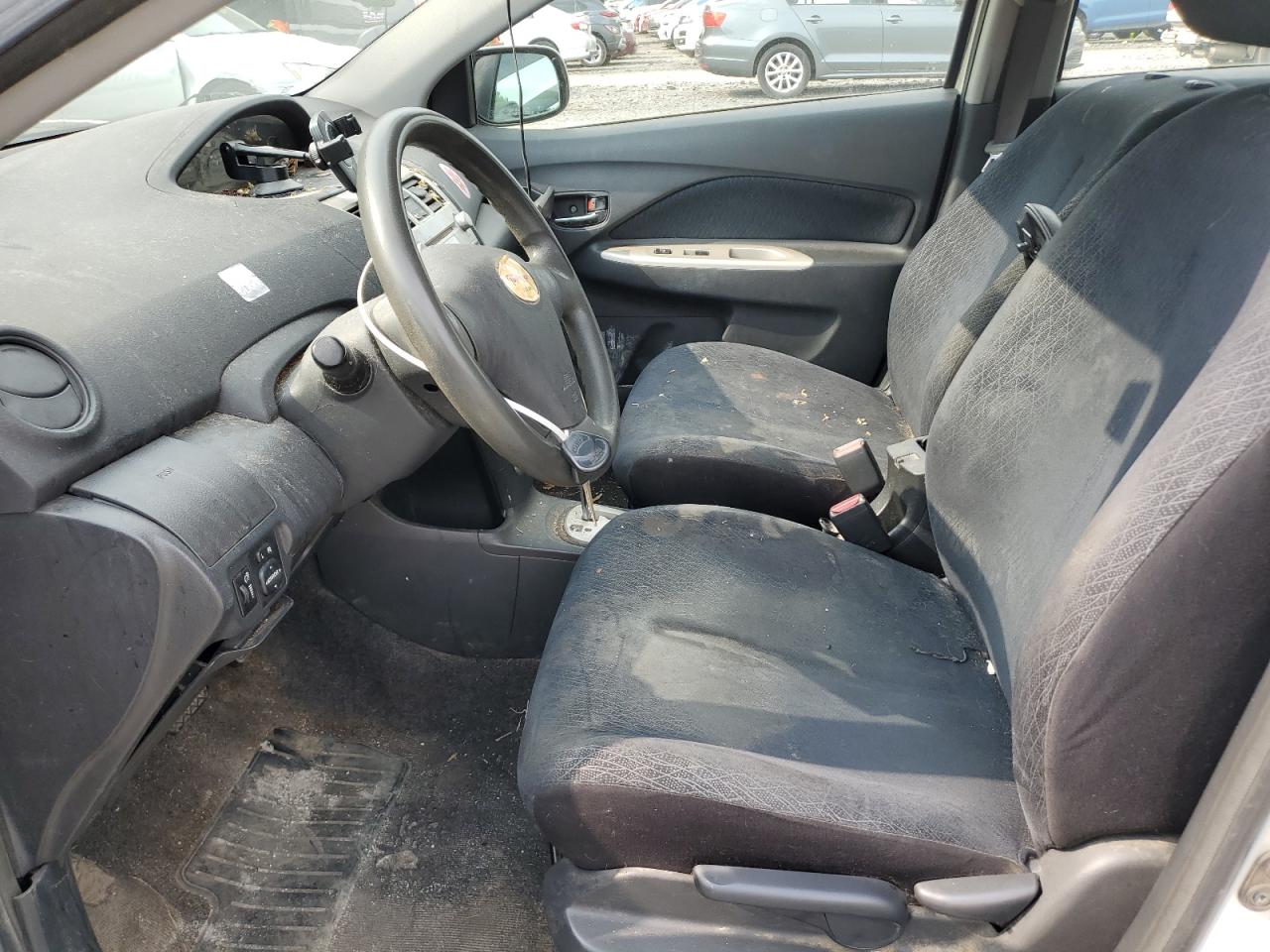 2007 Toyota Yaris VIN: JTDBT923371086145 Lot: 60858165