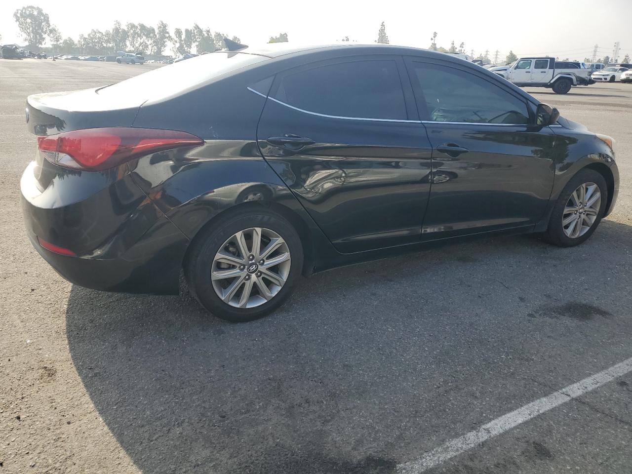 HYUNDAI ELANTRA 2015 VIN 5NPDH4AEXFH554055 фото 3