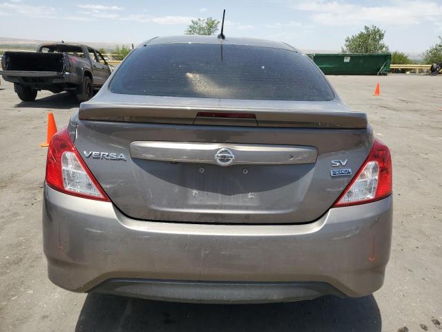  NISSAN VERSA 2017 Gray