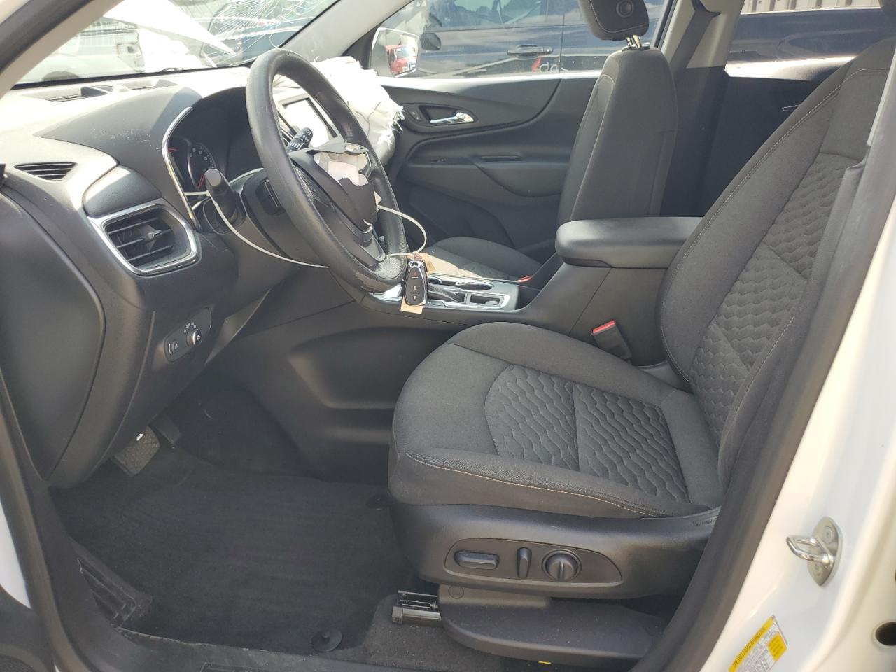2019 Chevrolet Equinox Lt VIN: 2GNAXUEV9K6153666 Lot: 63062375