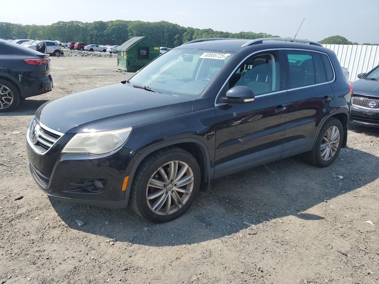 2011 Volkswagen Tiguan S на продаже в Assonet, MA - Rear End