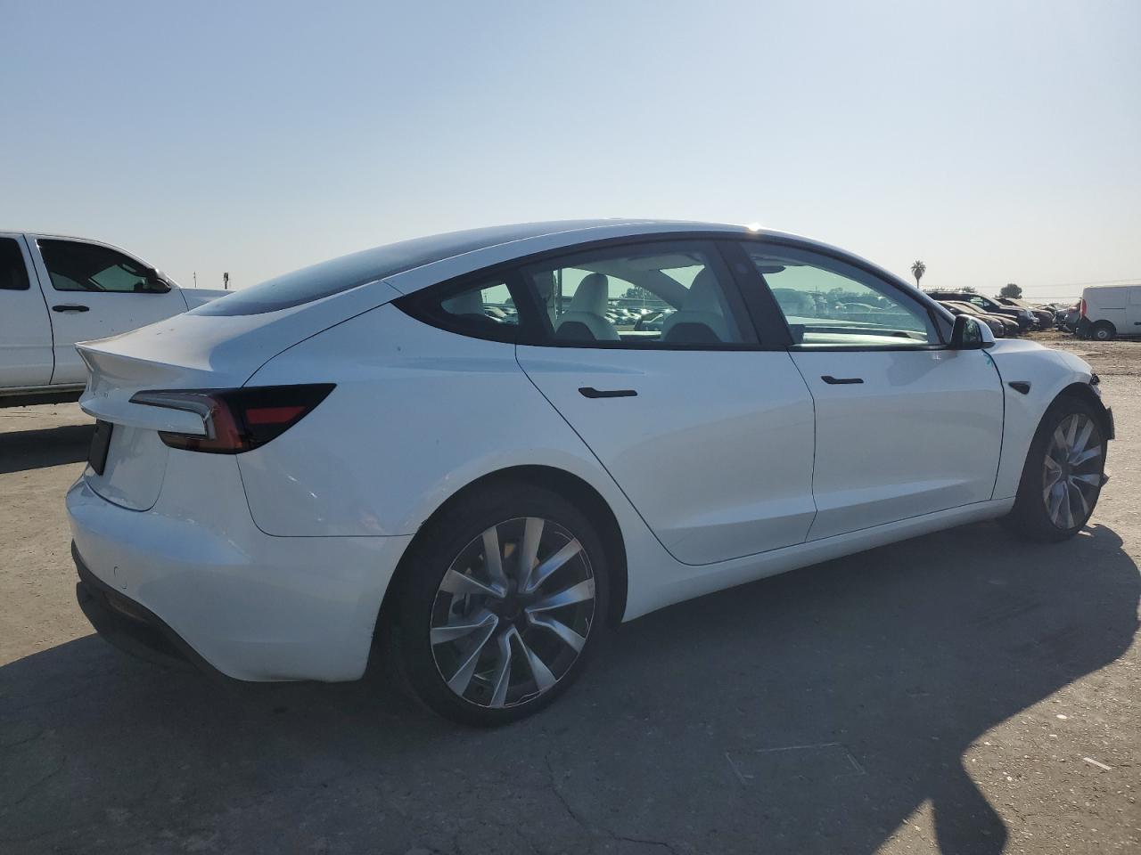 TESLA MODEL 3 2024 VIN 5YJ3E1EA0RF856760 photo 3