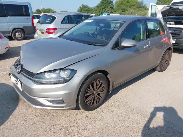 VOLKSWAGEN GOLF SE NA 2017
