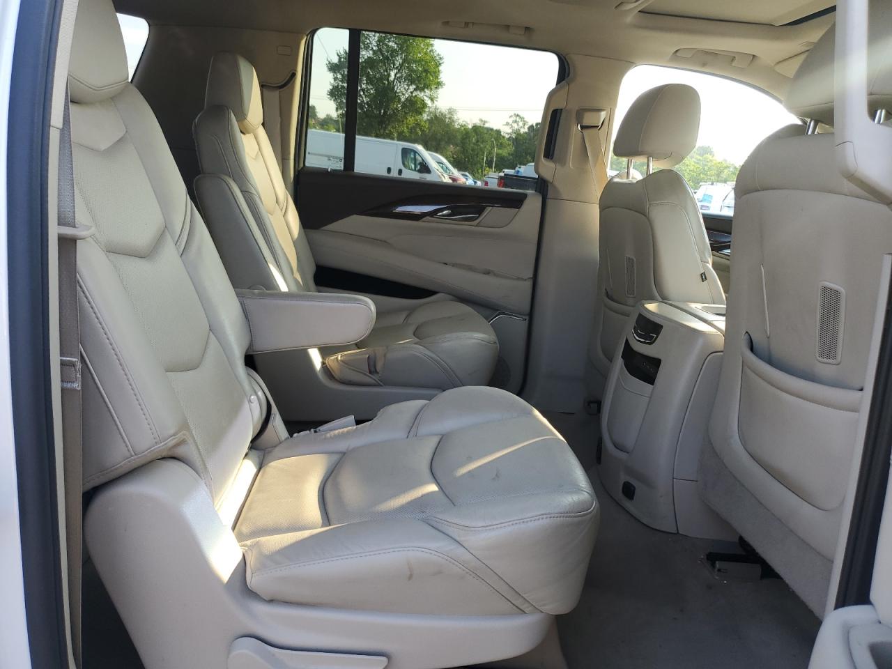2017 Cadillac Escalade Esv Luxury VIN: 1GYS4HKJ5HR224285 Lot: 62563795