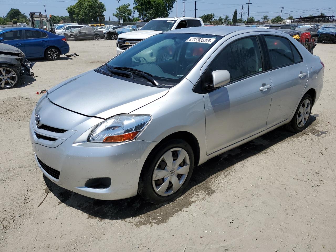 2008 Toyota Yaris 1.5L იყიდება Los Angeles-ში, CA - Normal Wear