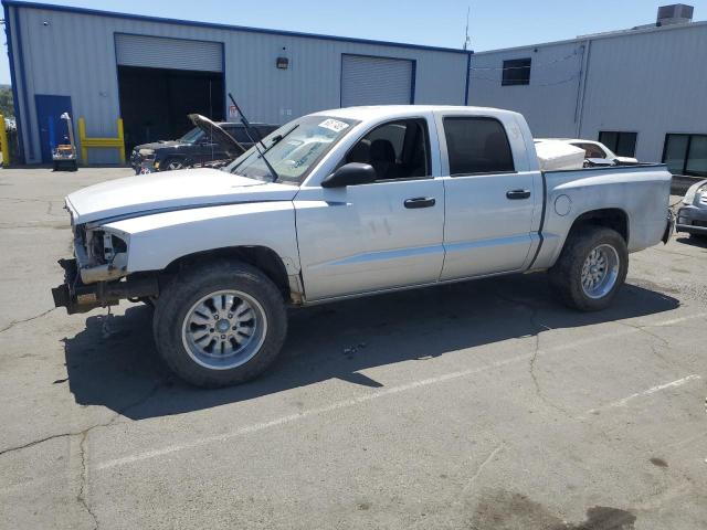 2005 Dodge Dakota Quad Slt