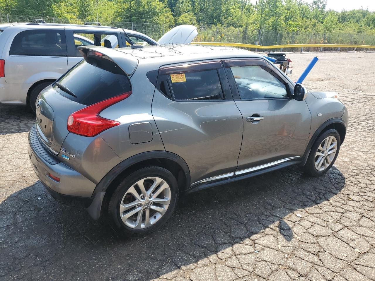 NISSAN JUKE 2012 VIN JN8AF5MV5CT109129 photo 3