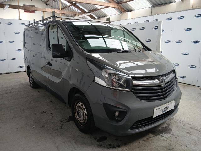2015 VAUXHALL VIVARO 270