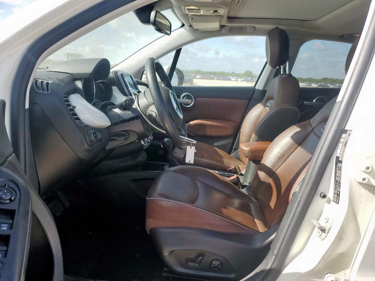 2016 Fiat 500X Lounge VIN: ZFBCFYDT8GP470750 Lot: 62875395