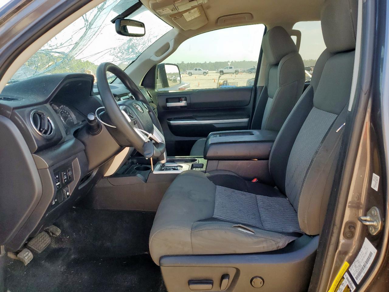 2017 Toyota Tundra Crewmax Sr5 VIN: 5TFEW5F13HX221970 Lot: 59506605