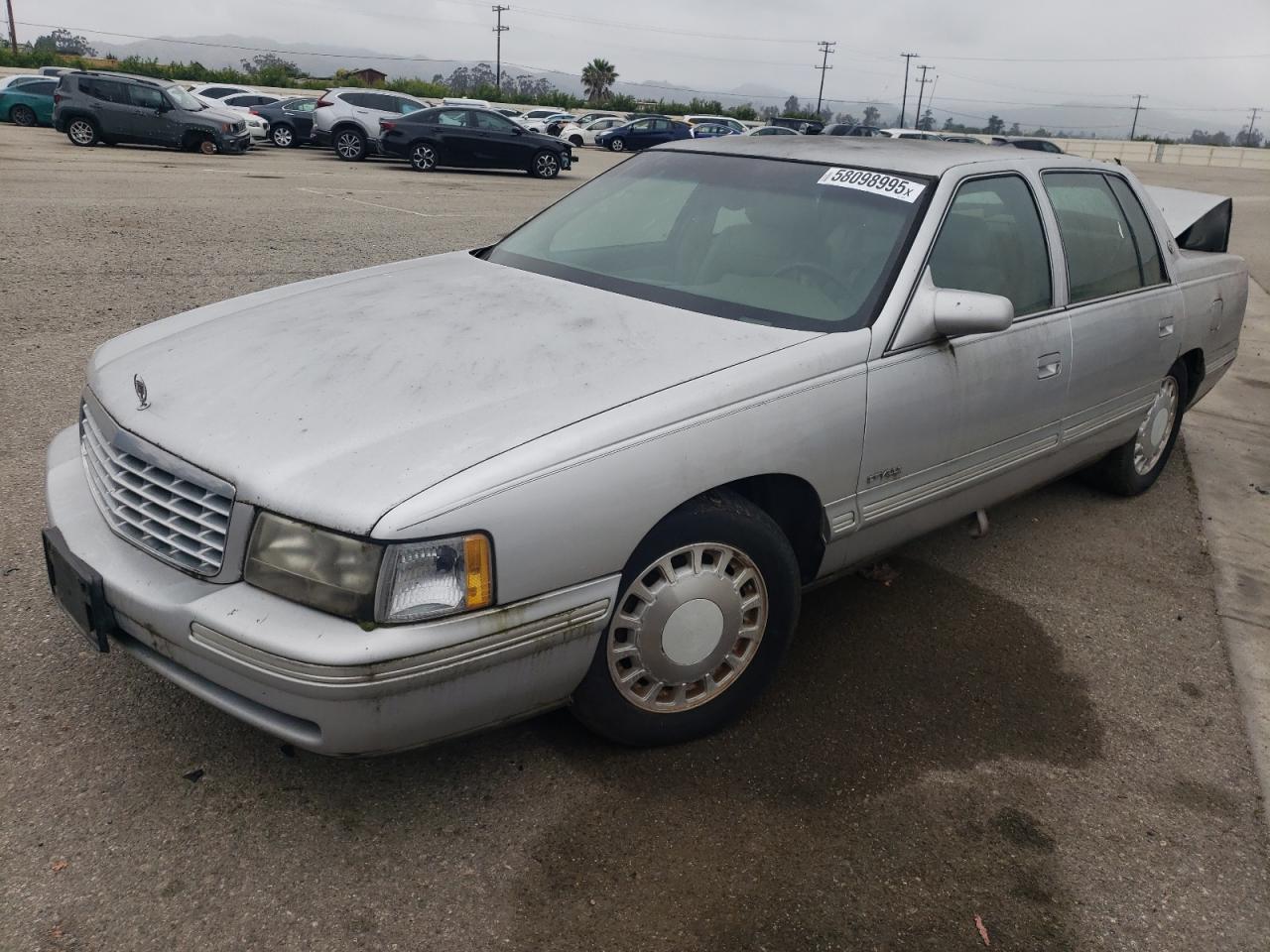 1999 Cadillac Deville for Sale in Van Nuys, CA - Minor Dent/Scratches