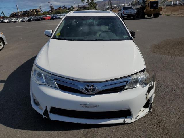 Sedans TOYOTA CAMRY 2014 White