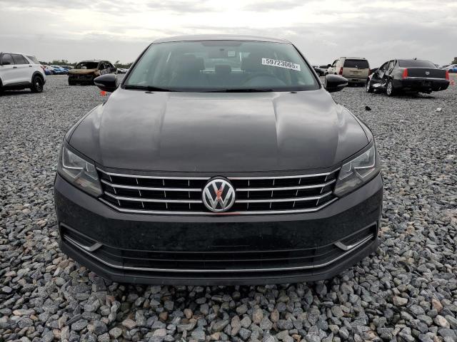 Sedans VOLKSWAGEN PASSAT 2016 Black