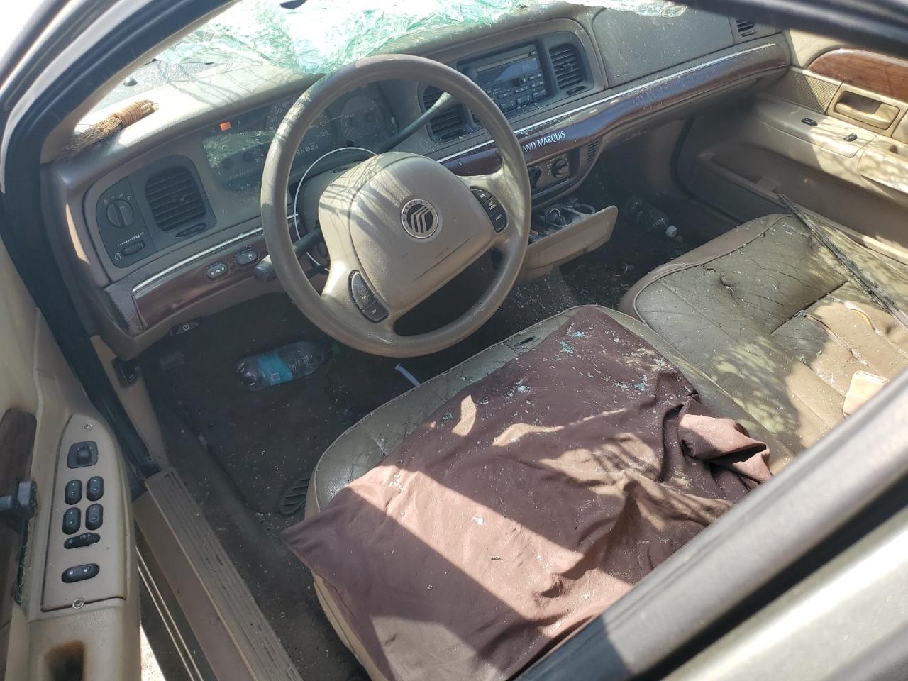 2003 Mercury Grand Marquis Gs VIN: 2MEFM74W83X667134 Lot: 62268365