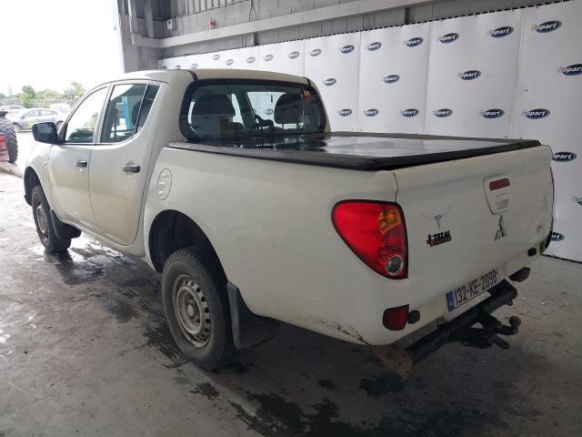 2013 MITSUBISHI L200