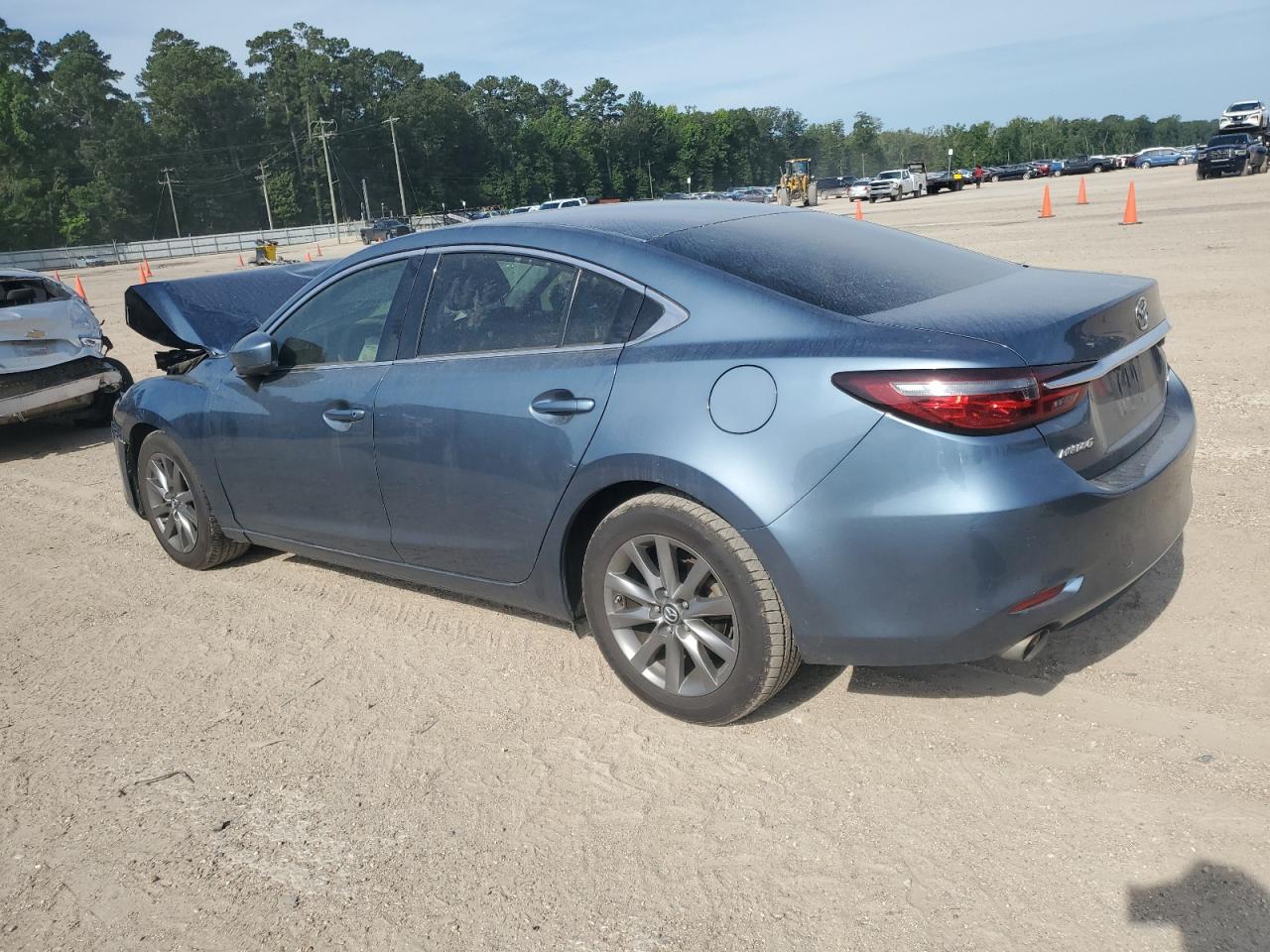 MAZDA 6 2018 VIN JM1GL1UM2J1327276 фото 2