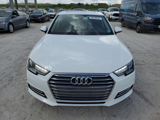  AUDI A4 2017 White