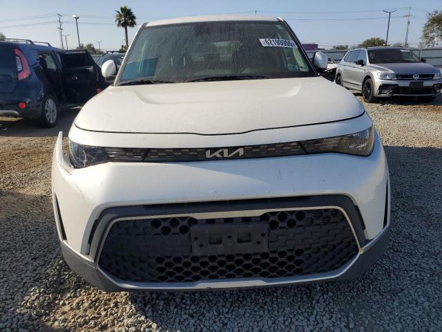  KIA SOUL 2023 Biały