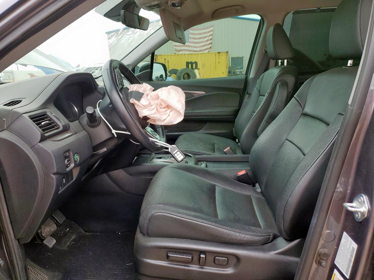 2021 Honda Pilot Se VIN: 5FNYF5H23MB038446 Lot: 63108915