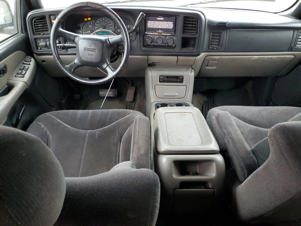 2002 GMC Yukon VIN: 1GKEC13VX2J214974 Lot: 59366495