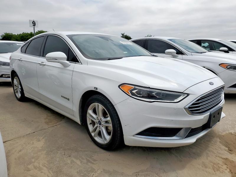 FORD FUSION 2018 Білий