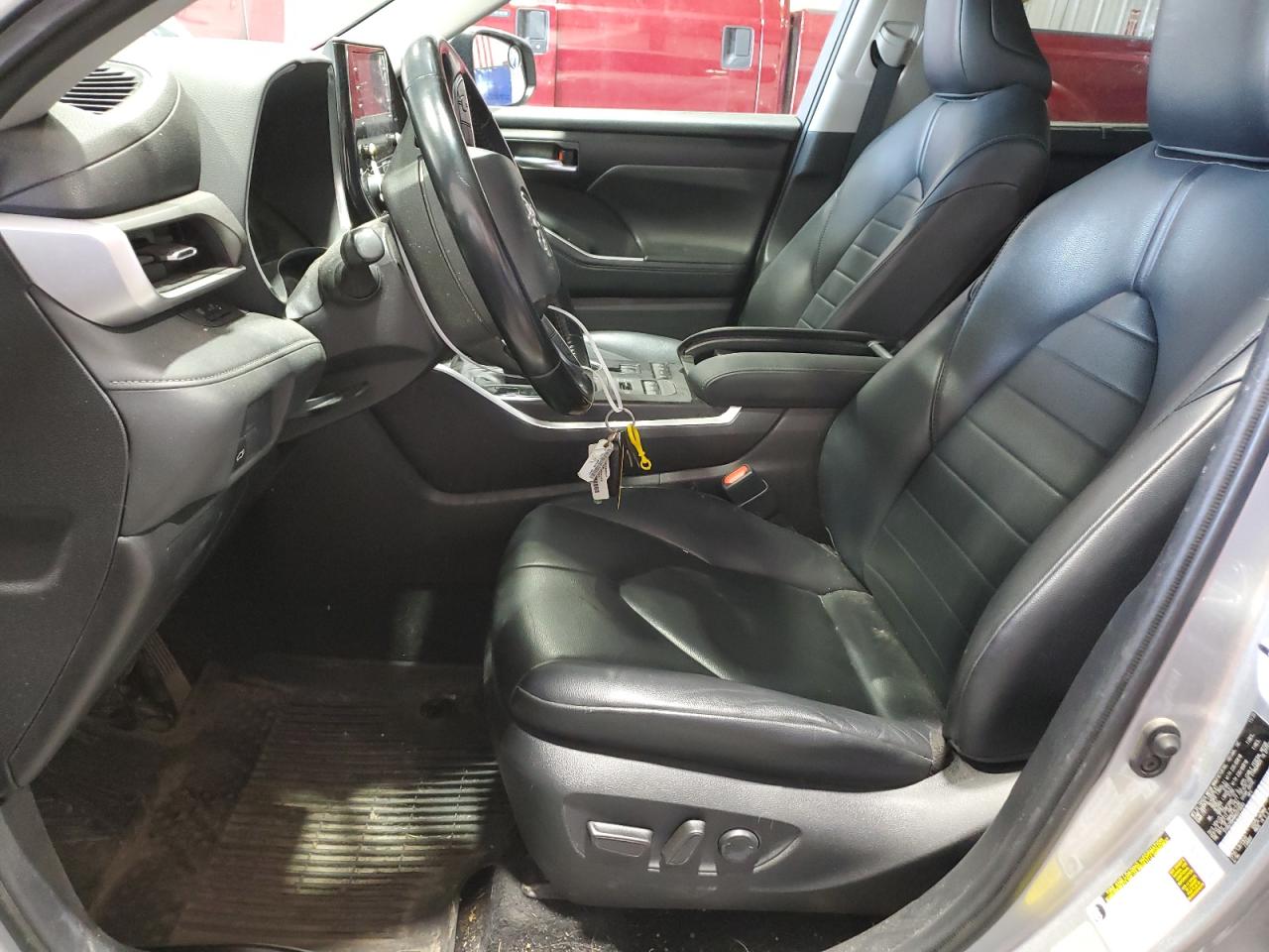 2021 Toyota Highlander Xle VIN: 5TDGZRBH8MS070683 Lot: 62511495