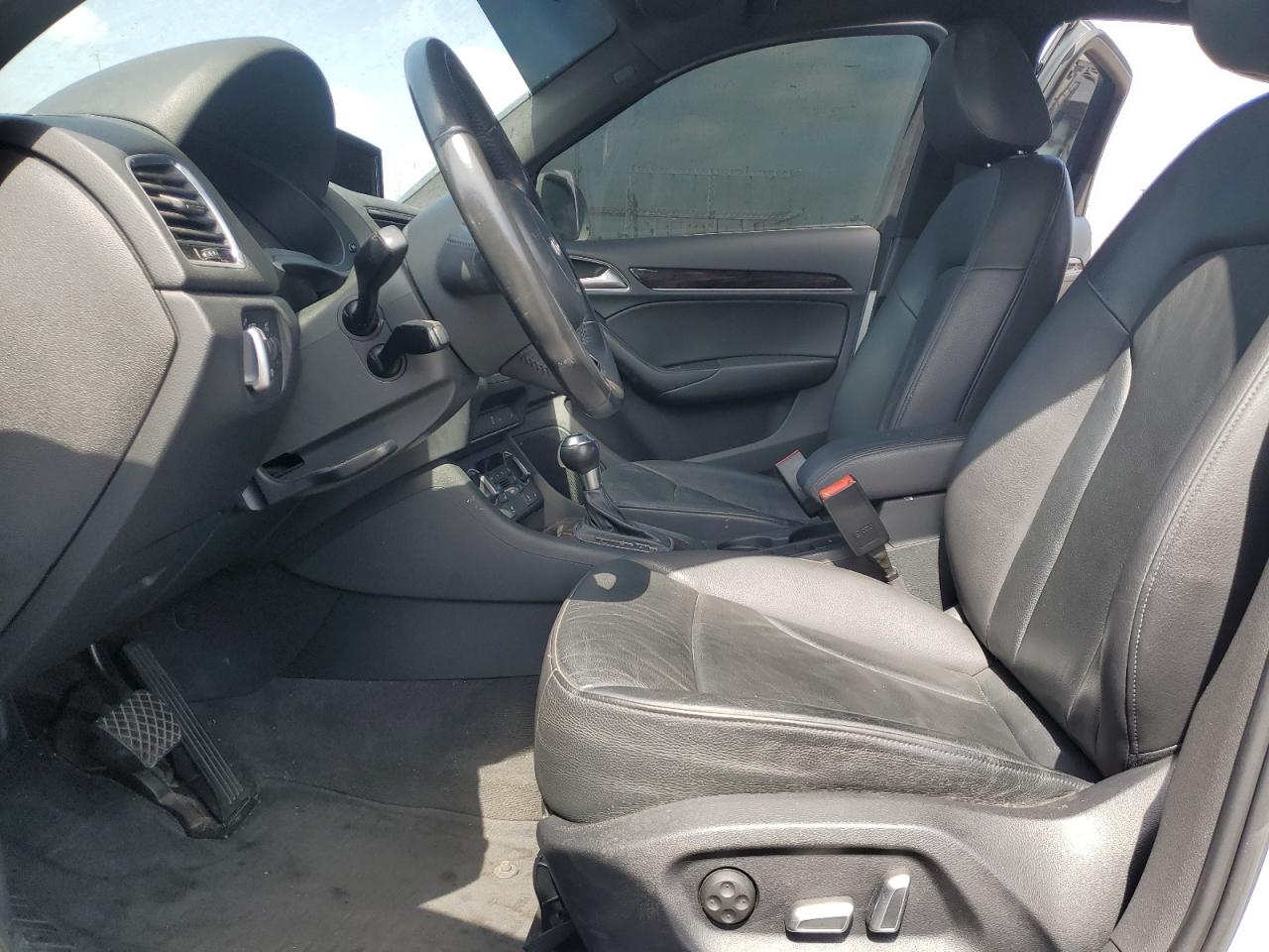 2016 Audi Q3 Premium Plus VIN: WA1EFCFS1GR013905 Lot: 62136425