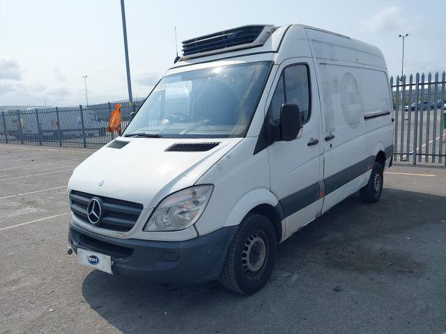 MERCEDES BENZ SPRINTER 3 2011