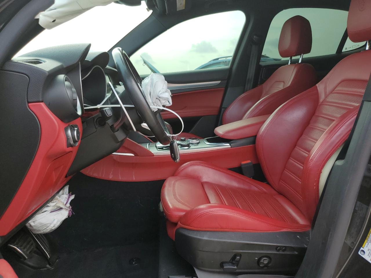 2021 Alfa Romeo Stelvio Ti VIN: ZASPAKBN5M7D01433 Lot: 58750305
