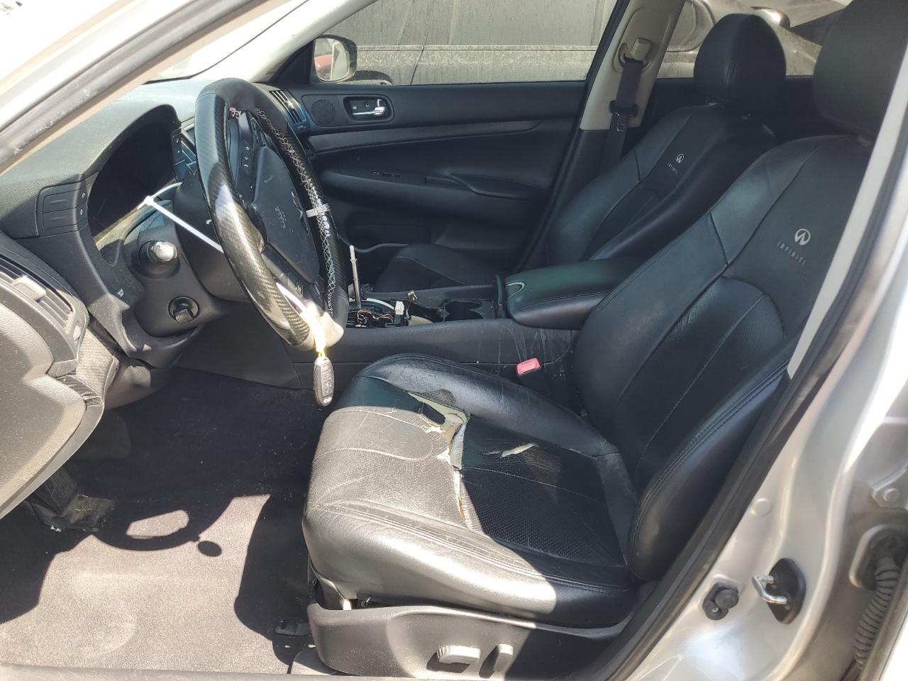 2011 Infiniti G37 Base VIN: JN1CV6AP2BM301414 Lot: 61033935