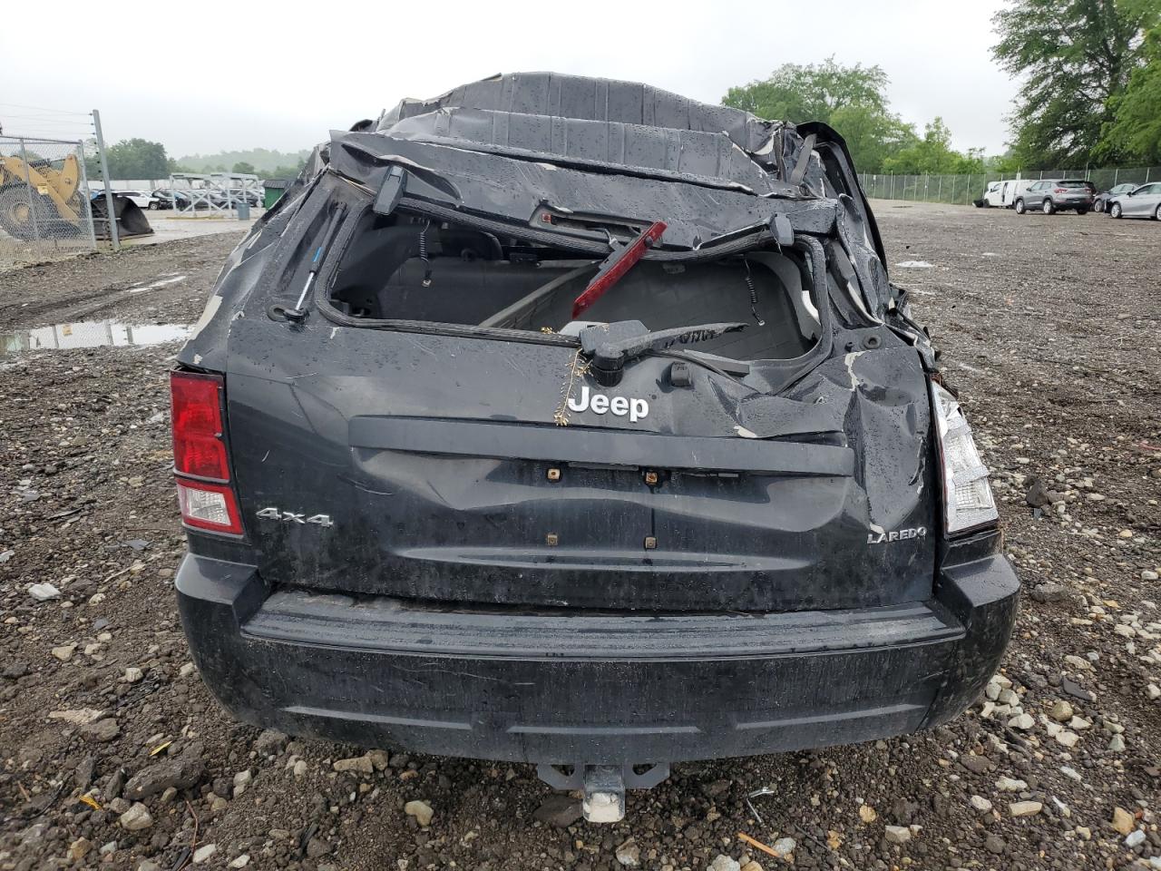 2005 Jeep Grand Cherokee Laredo VIN: 1J4HR48N35C651784 Lot: 59727885